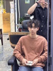 -藤野造型专业烫染接发