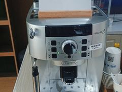 -比亚迪上海弘仁4S(杨浦店)