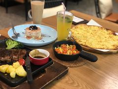 -必胜客(百联又一城店)
