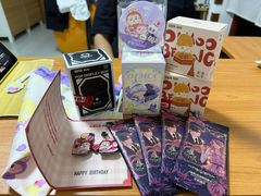 -泡泡玛特POPMART (北京超极合生汇店)
