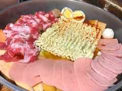 -辛明堂洞韩式芝士年糕火锅(万达店)