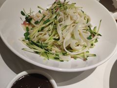 -皇城根·鲁菜济南菜·吊炉烤鸭·炒鸡鱼头(济南旗舰店)