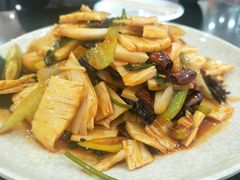 -瑞杰烧烤店·24小时营业(山东路店)