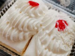 -红宝石·鲜奶小方·海派西点房(长阳店)