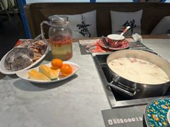 -尚尚仙·酸汤猪手·猪肚鸡火锅(华联万柳购物中心店)