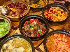 -有红鸡毛店·砂锅菜(抚琴夜市店)