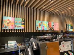 大堂-星巴克(广州百信广场东区店)