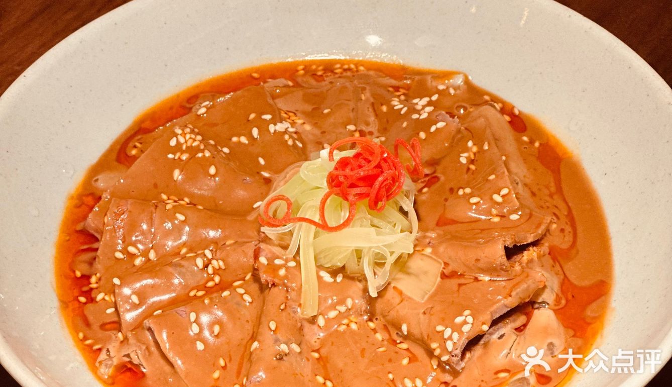 CBD绝佳位置的高端湘菜