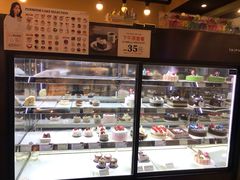 面包甜点陈列柜-多乐之日(和平伊势丹店)