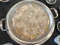 -老来福·非遗酸汤兔(凯旋路店)