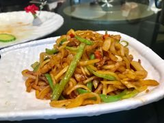 五花肉萝卜丝-茶叁酒肆·楚味江湖(菱角湖店)