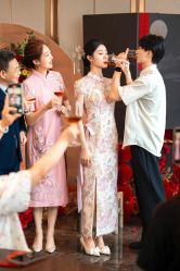 -莫小姐婚纱