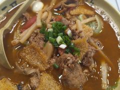 -龙香记桂林米粉(东扬威街11号楼店)