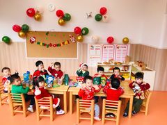 -小门牙好性格托育(北外滩中心)