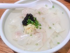 招牌鲜虾小馄饨-苏小柳手工点心(人民广场分院)