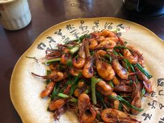 葱爆河虾-75幢私房菜馆