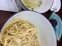 -百年老字号·观振兴蟹黄面·三虾面·苏式面(观前街富仁坊巷店)