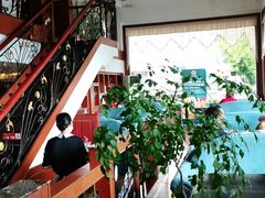 大堂-OLD TREE老树咖啡·西餐厅(台山人工湖店)