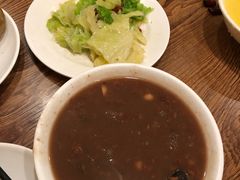 八宝粥-清真吴记门钉肉饼·喜多利