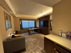 -广州中心皇冠假日酒店