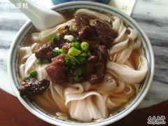 象角群记---秘制牛楠粉6元-象角群记(库充店)