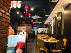 -家乡重庆火锅店