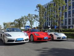 -富君租车(外滩店)