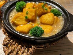 自制鲍汁豆腐煲-李记潮汕砂锅粥(营福路店)