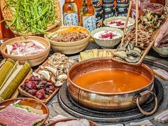 -阿山卓·野生菌火锅·纳西火塘烤肉