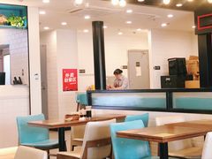 大堂-李先生牛肉面大王(上海站南广场店)