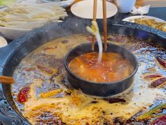 -川东坝子火锅(宝龙店)