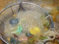 -洱火云南酸菜牛肉火锅(石景山当代商城店)