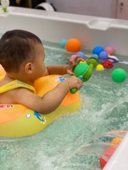 -爱玩爱游亲子母婴(旭辉广场店)