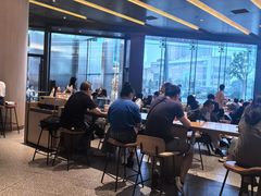 -星巴克臻选(上海合生汇1F店)