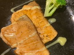 三文鱼-富力希尔顿酒店·源氏日餐厅