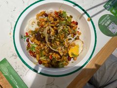 -百春原湖南牛肉粉(百联世纪店)