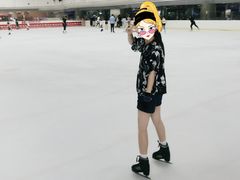 -冠军冰场CHAMPION RINK(环球银泰城店)