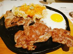 -豪客来牛排(中央花苑店)