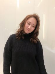-HAIR CORNER