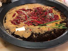 -黄潇洒老火锅(九眼桥宏济巷店)