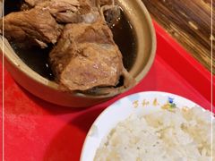 -万和春排骨砂锅米饭(湖北路店)