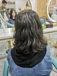 -摩登时尚烫染定制专家