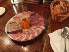 -羽深肉铺 Steak & Wine