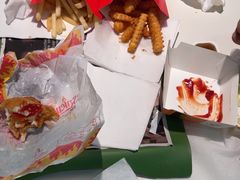 -麦当劳(凯德MALL太阳宫店)
