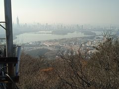 -紫金山山顶公园