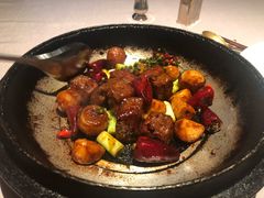 石锅花椒牛小排-新荣记(BFC外滩金融中心店)