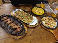 -老东镇啤酒屋海鲜加工·蒸汽海鲜·海鲜烧烤(台东店)