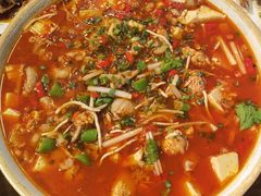 -李双猪·小龙虾·烧烤·羊肉煲(乐山店)