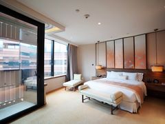 -上海衡山路十二号华邑酒店