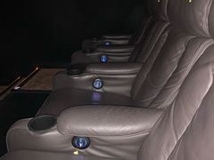 -大光明丽星VIP影城(昌里路杜比全景声店)
